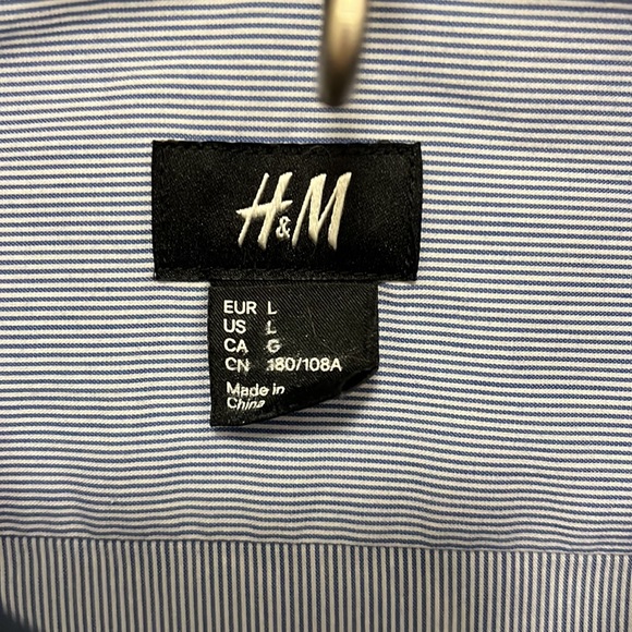 H&M button down - Picture 2 of 3